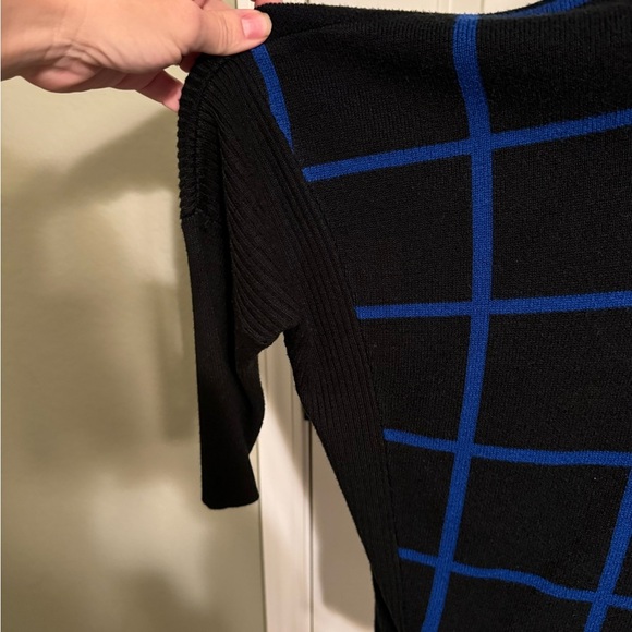 Spense Size Large oversized royal blue and black geometric sweater- EUC - Picture 8 of 11